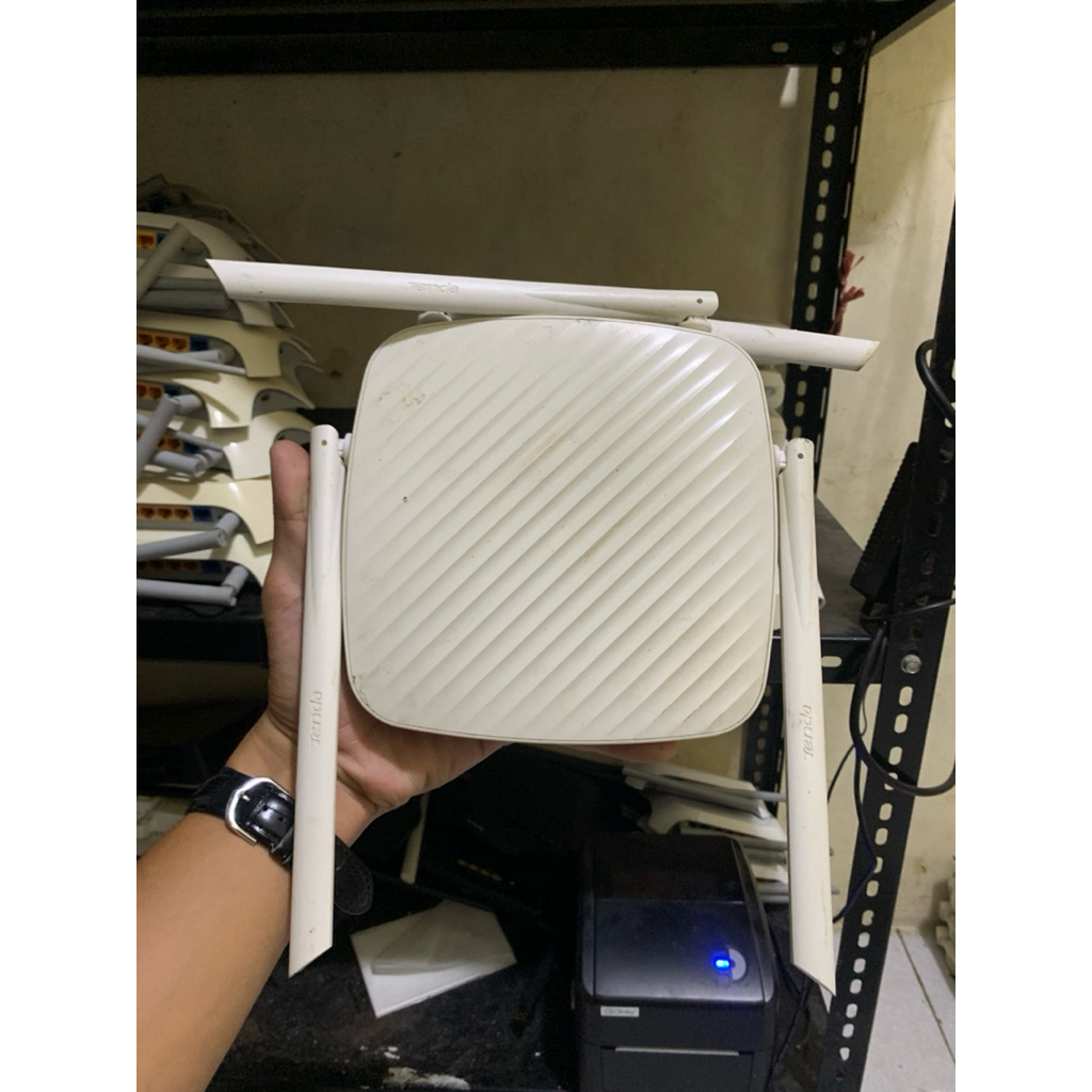 Wereles TENDA Model:F9 600Mbps