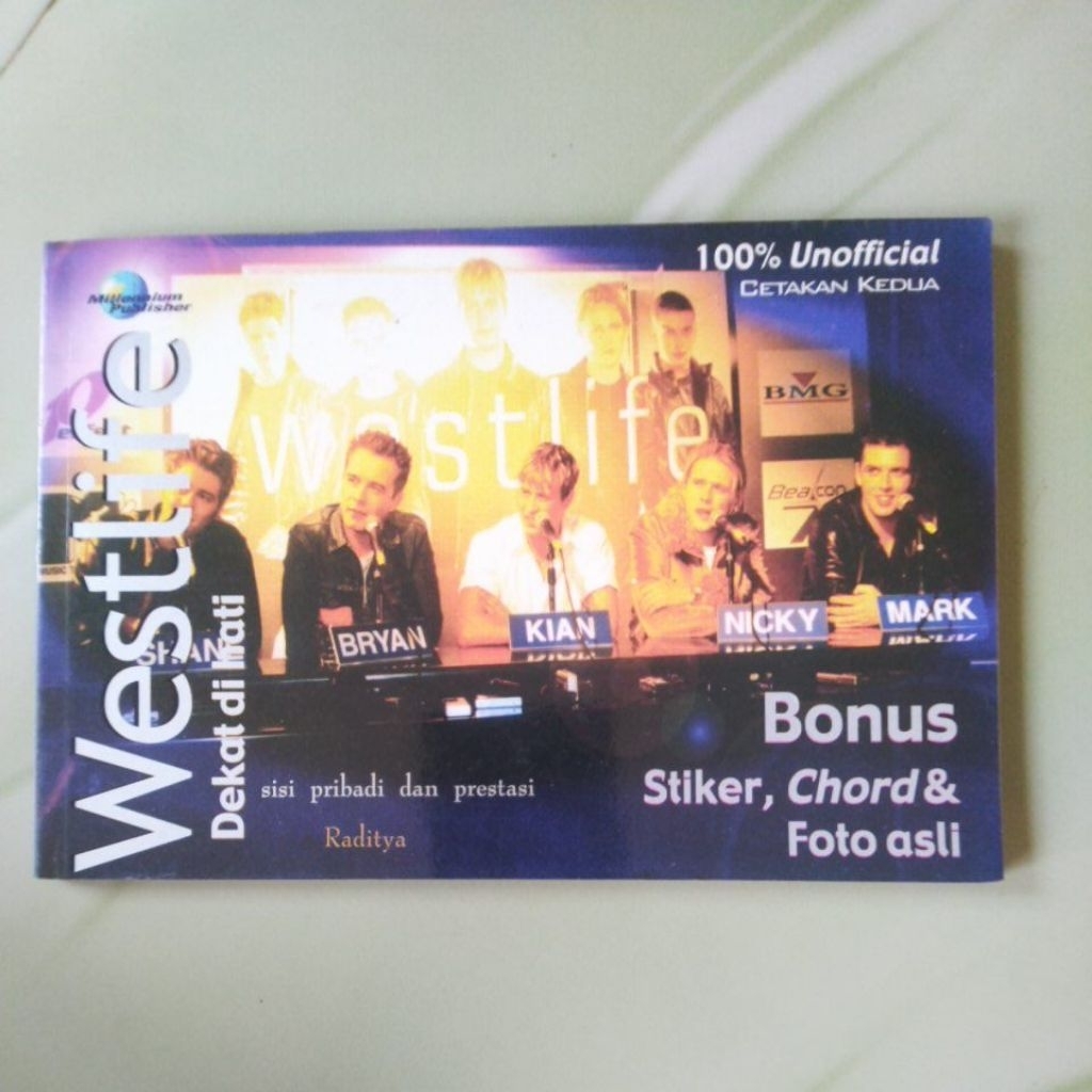 Buku Westlife Dekat di hati