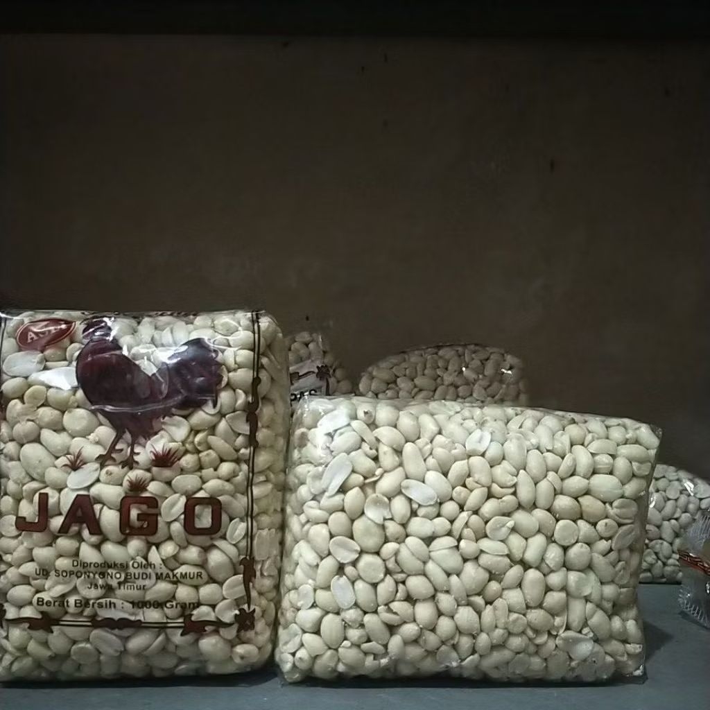 kacang kupas mentah 1 kg