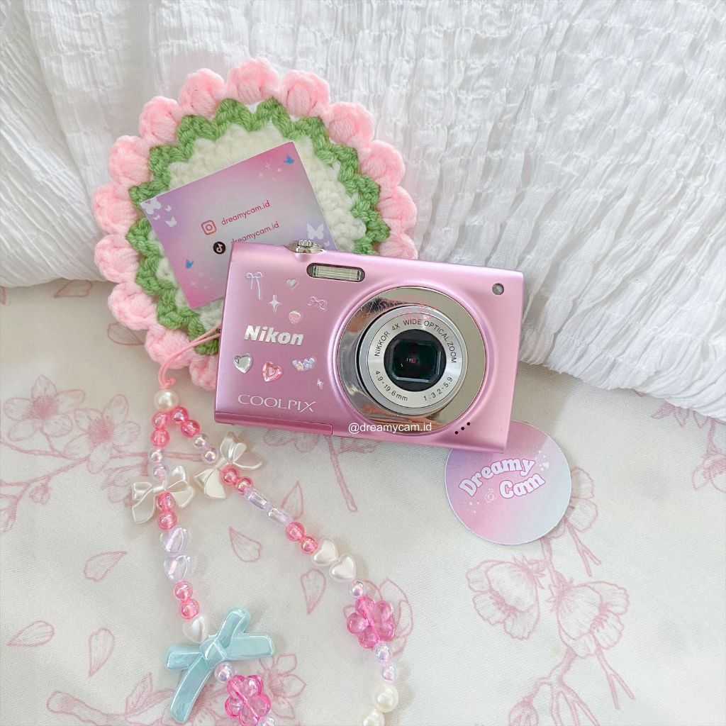 Nikon Coolpix S2500 in pink
