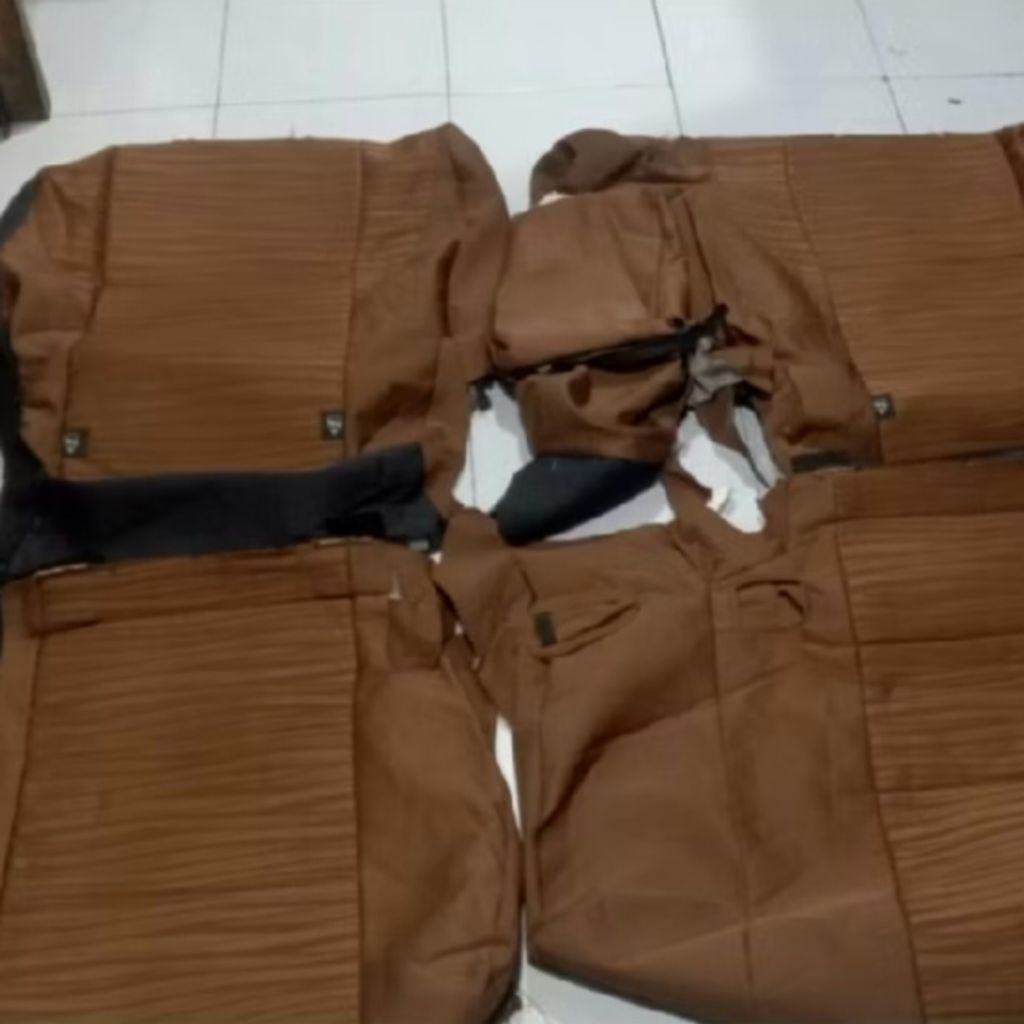 Sarung Jok Mobil Innova Reborn V Like New Copotan Original - (Bekas)