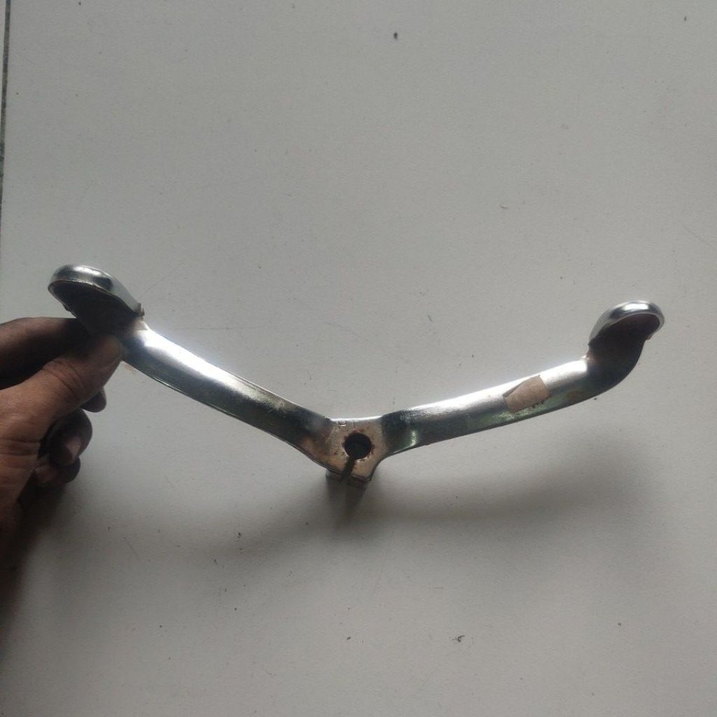 Jual pedal persneling operan gigi honda c50 c70 c700 c800 supercup