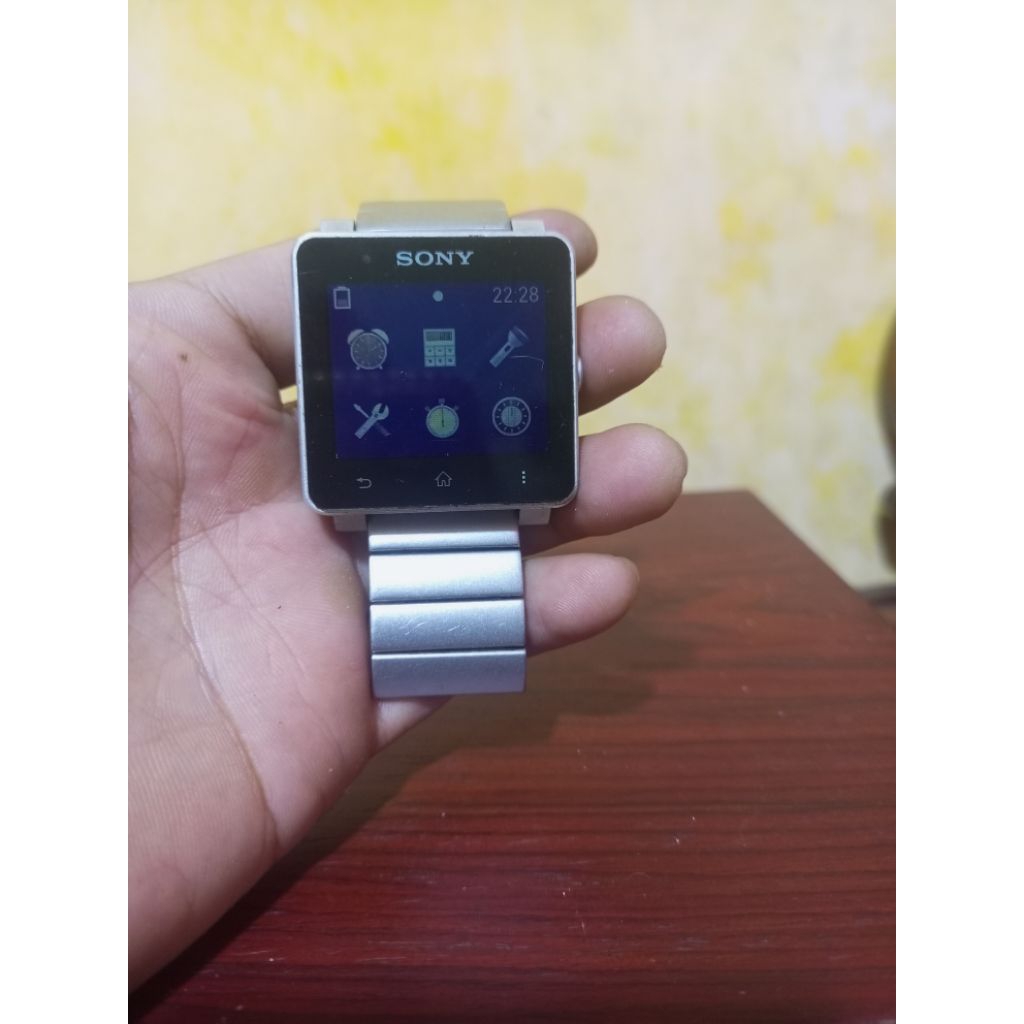 jam tangan Sony smartwatch-2 minus