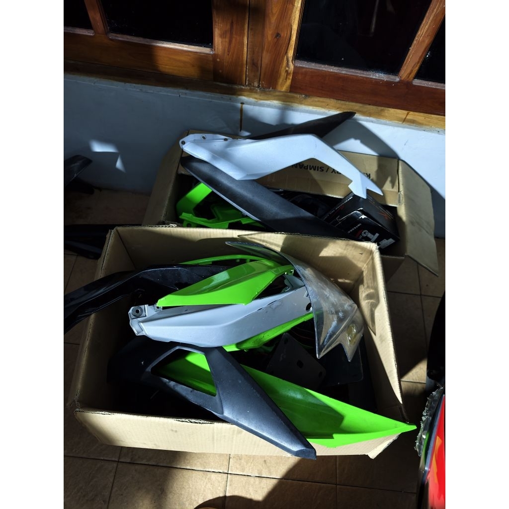 fairing tanduk rusa undercowl headlap fairing kanan kiri body belakang stoplamp sein sen cover aki a