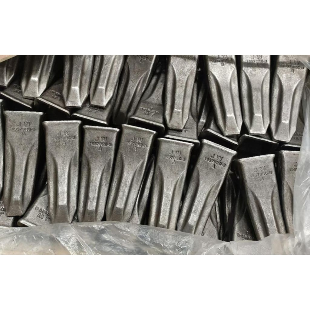 Kuku Bucket / Tooth Bucket Komatsu PC200 RC / Rock Chisel Paket 50 pcs