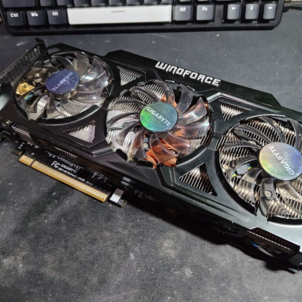 Gigabyte GTX 780 3GB Windforce nvidia gpu vga minus