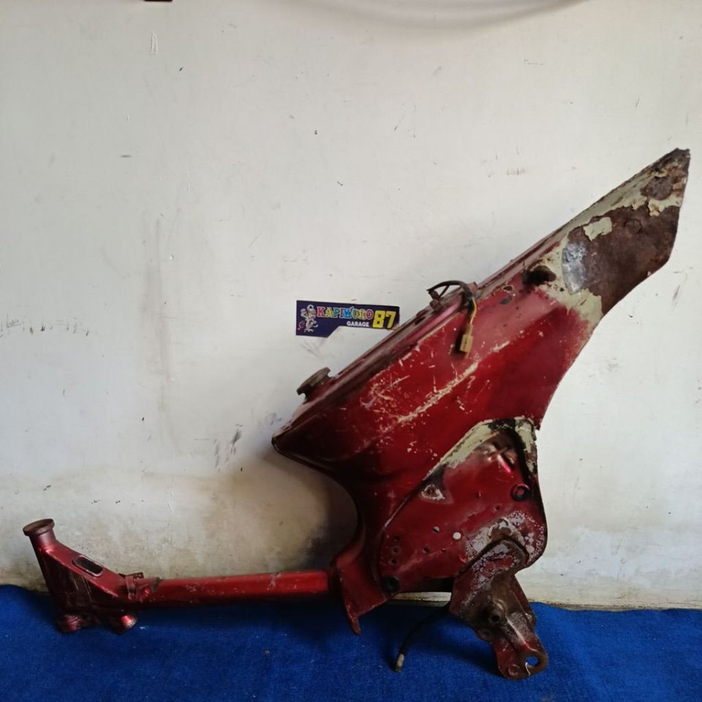 rangka Honda c700 c800 supercup anggap saja bahan A