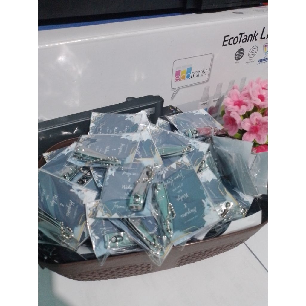100 pcs souvenir gunting kuku/souvenir pernikahan