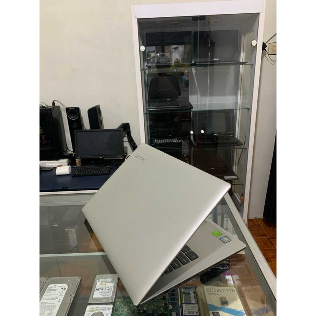 Laptop Lenovo Ideapad Core I5 Gen 7 Dual Vga Desain