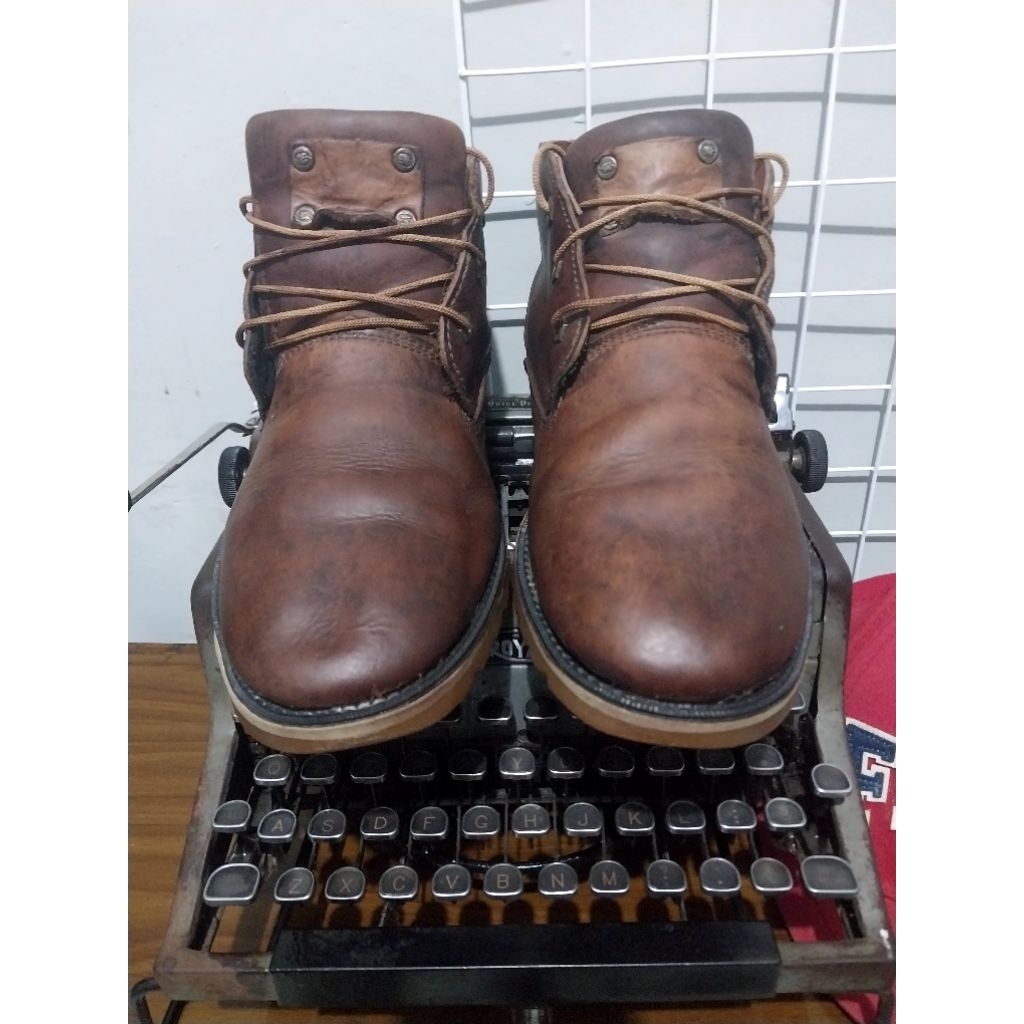 sepatu kulit boots dockers