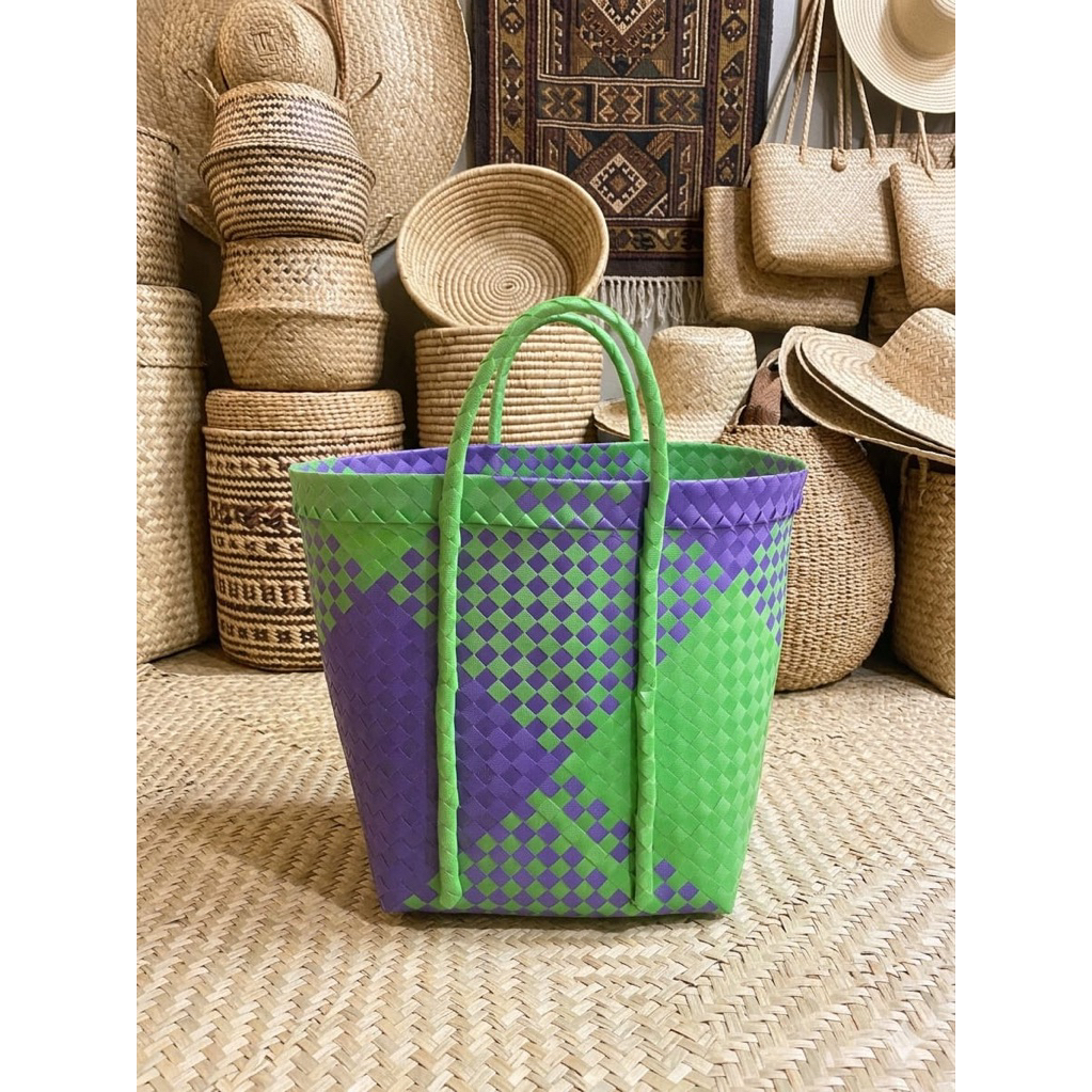 tas anyaman plastik/jintingan plastik besar
