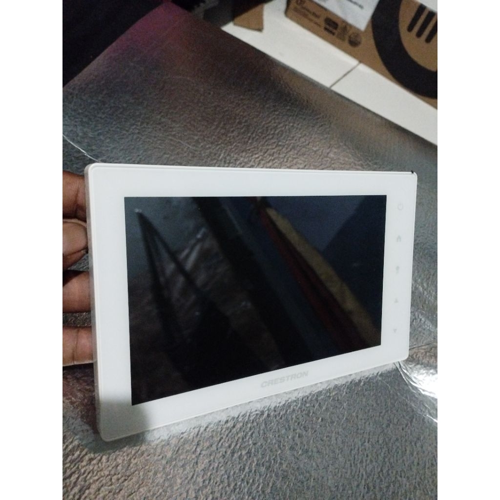 crestron tsw-752-w-s mulus (minus)