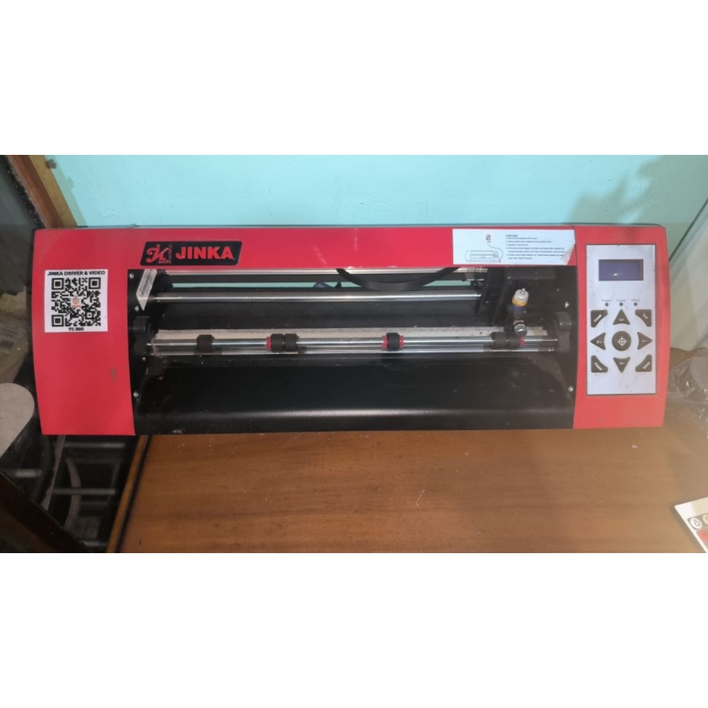 MESIN CUTTING STICKER JINKA YS 360