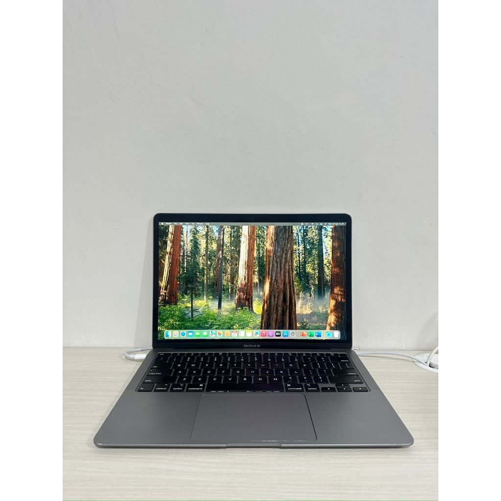 Macbook Air Retina 13 Inch 2020 Core i3 1.1 GHz 8GB/256GB A2179 Second Original
