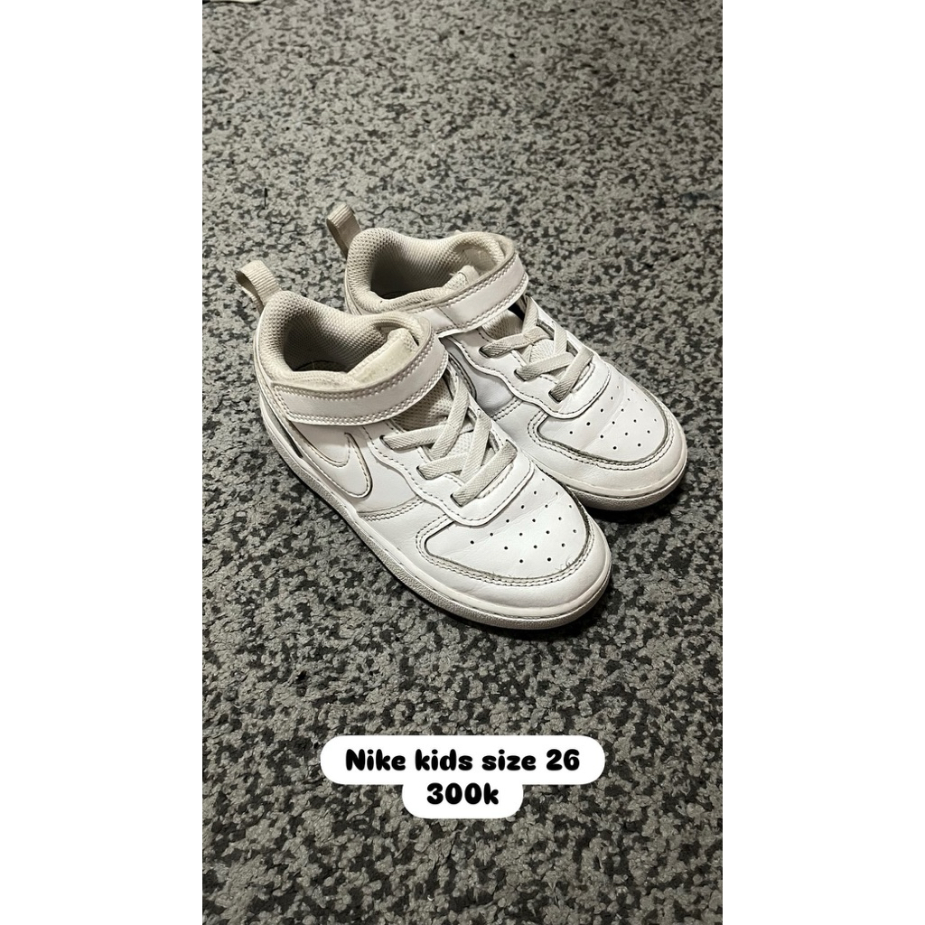 Preloved - Sepatu Nike Kids