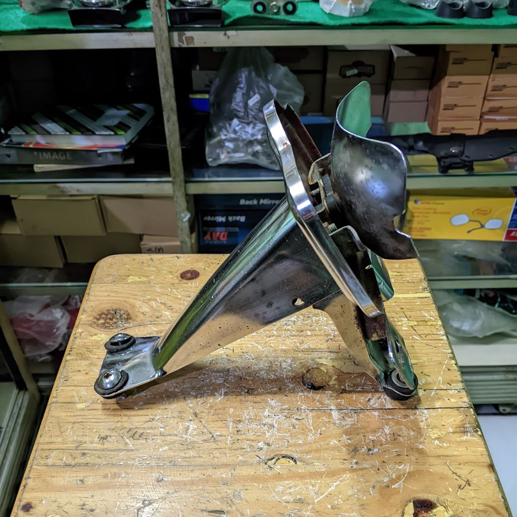 dudukan pangkon stoplamp suzuki a100 original pangkon lampu suzuki a100 pangkon stoplamp a100