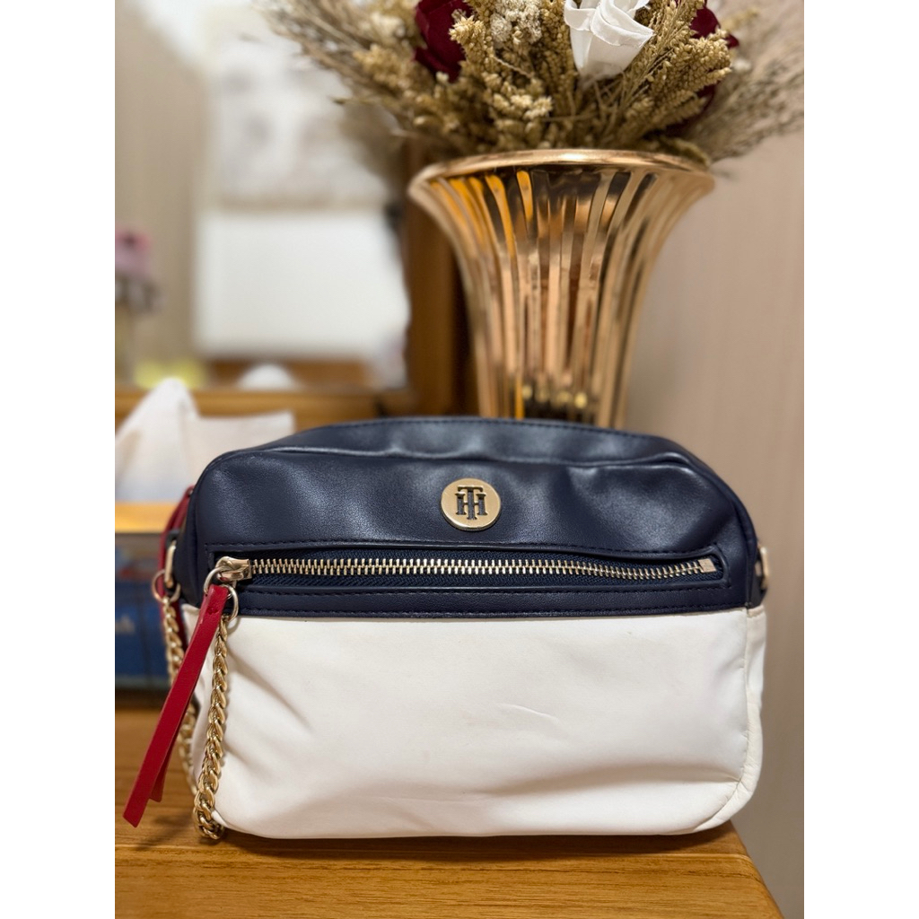 Preloved Tas original Tommy Hilfiger