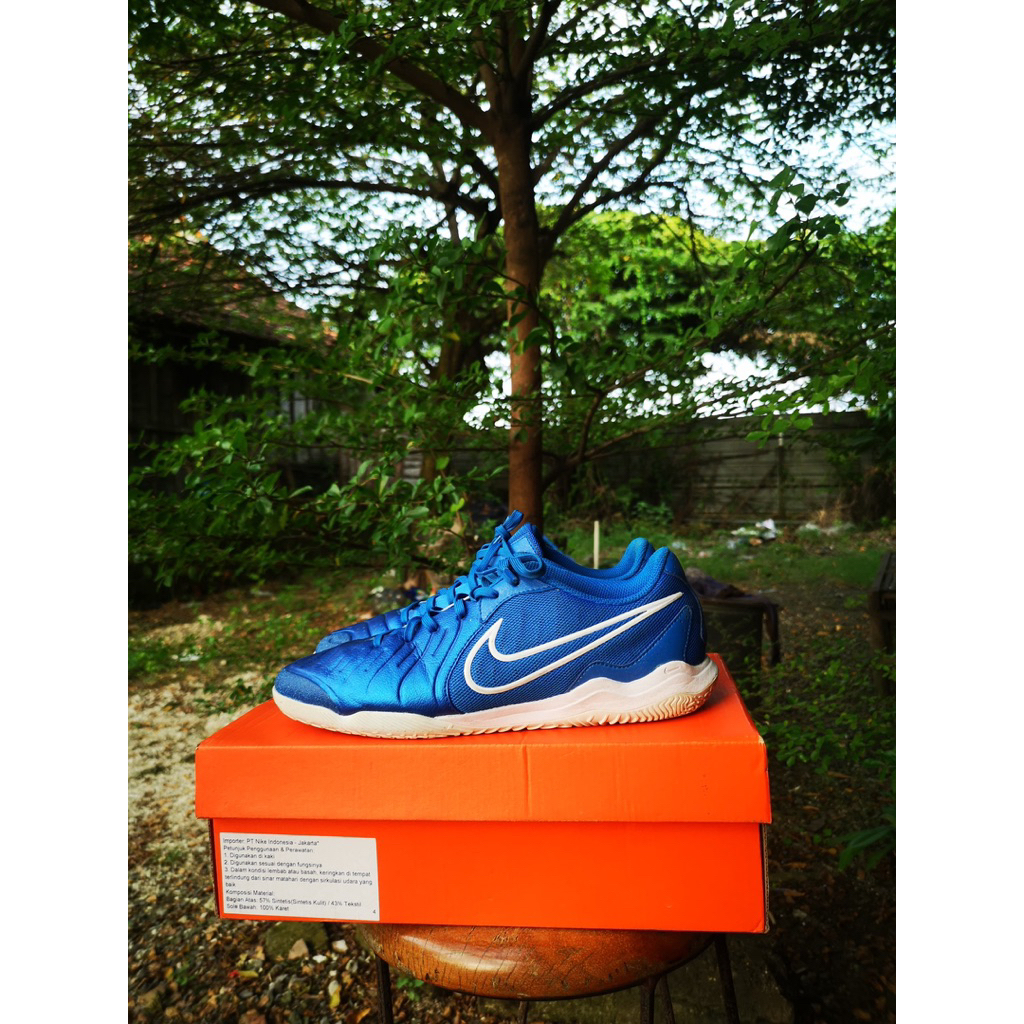 Sepatu tiempo legend 10 academy