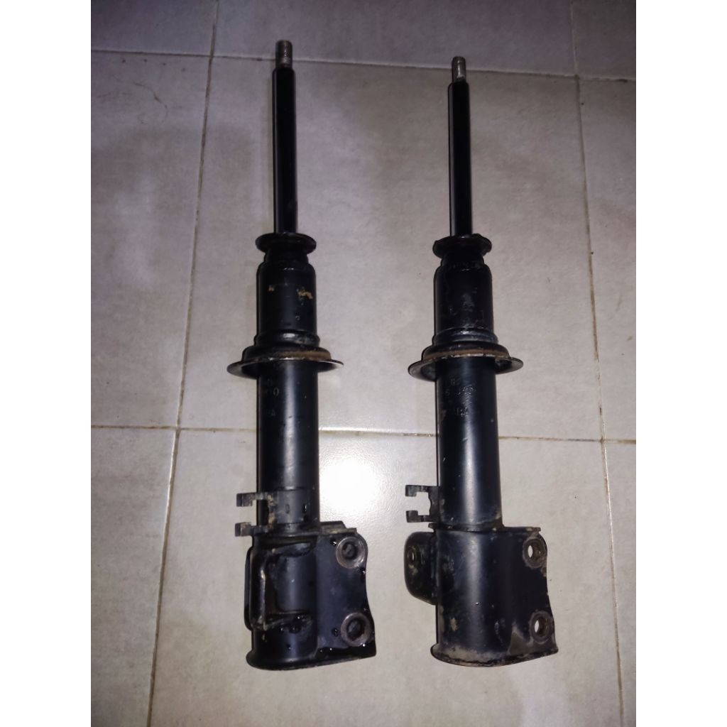 Shock Breaker depan APV Arena