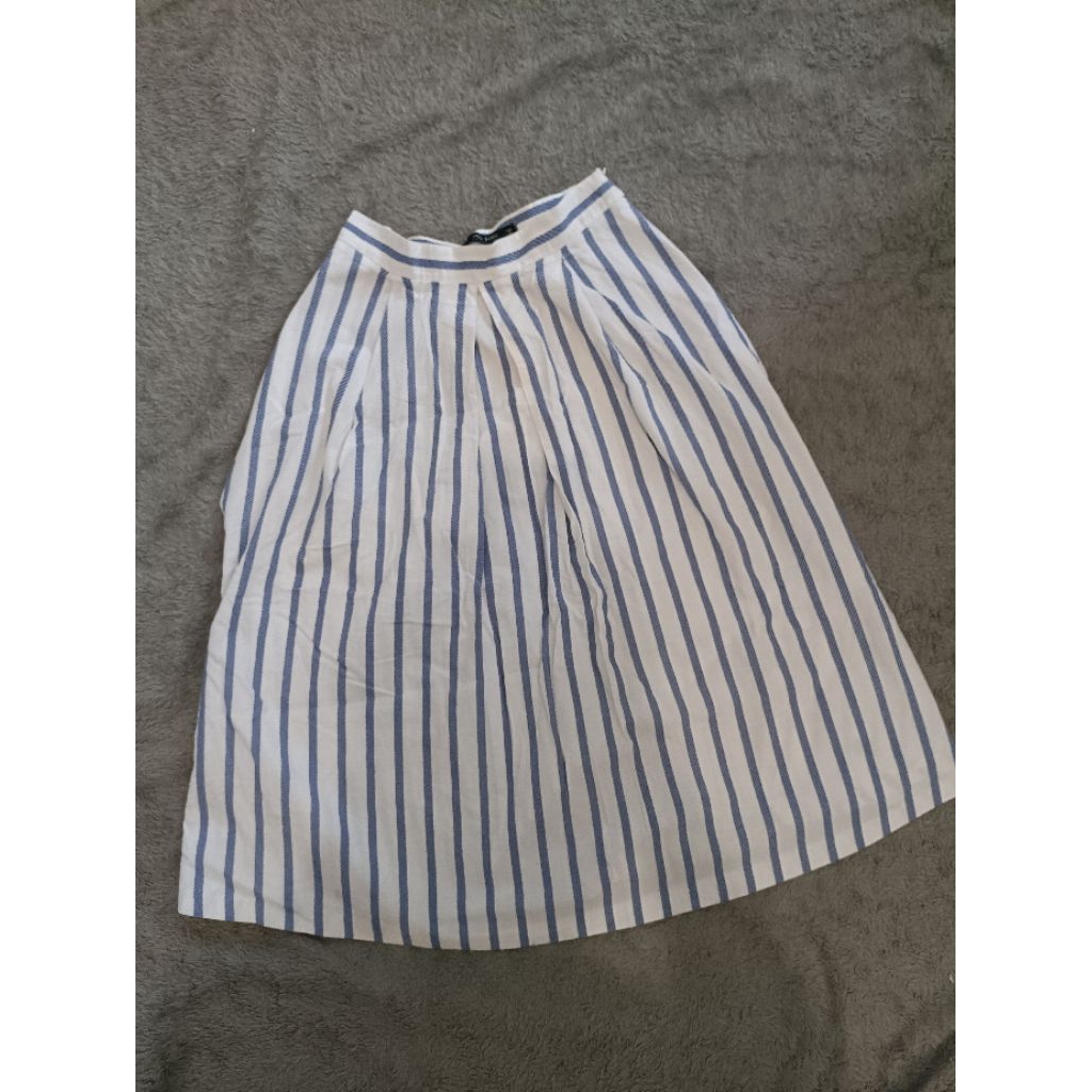 (PRELOVED) Zara Basic Collection Midi Skirt - Blue White Stripes