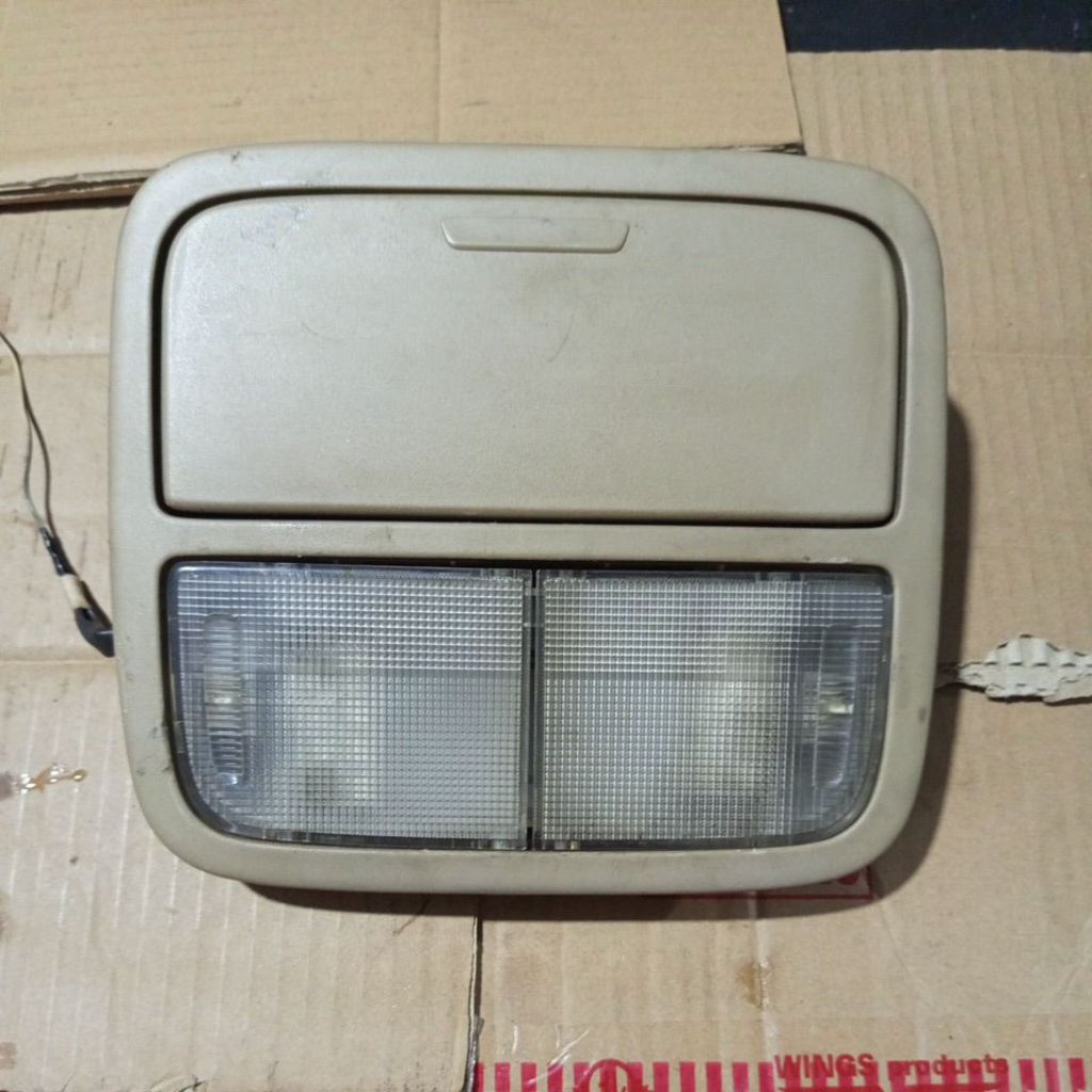 tempat kacamata lampu plafon Honda Accord cm5
