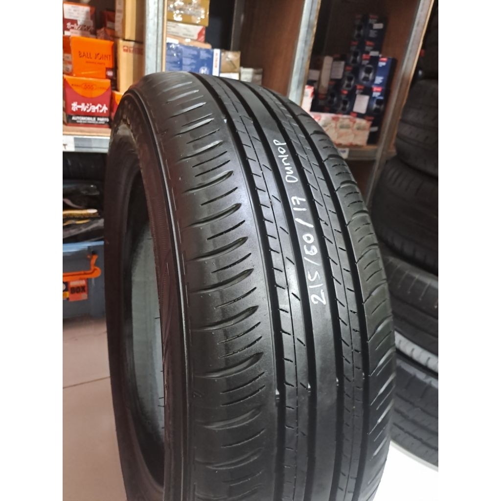 ban ukuran 215/60/17 Dunlop enasave