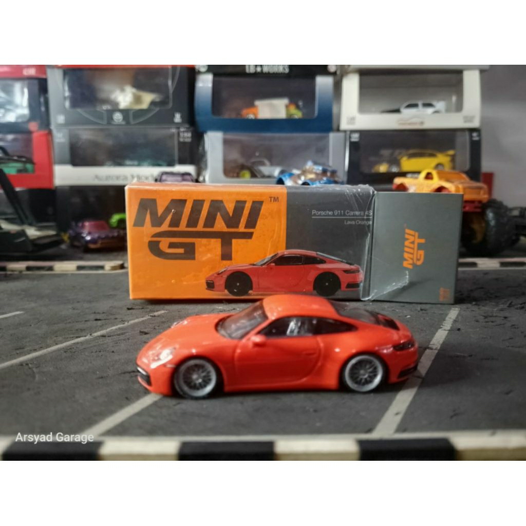 Diecast Mini GT Porsche 911 Carrera 4S Lava Orange no 371 Swap