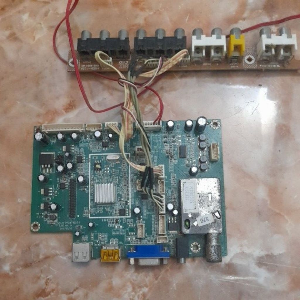 Mainbord tv led polytron 20 inch PLD 20D302