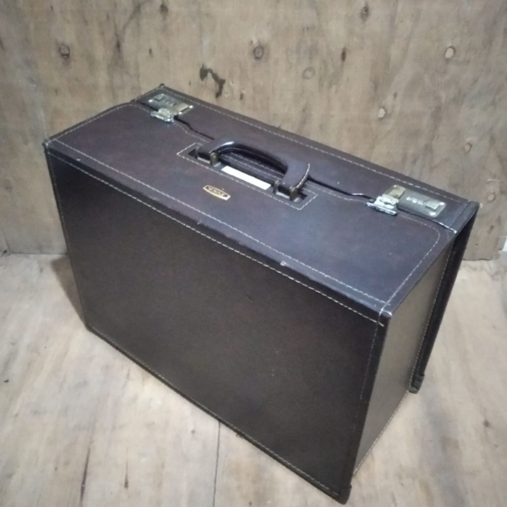 Koper travel koper dokumen koper pilot jadul antik vintage Merk Sunny lawas kuno