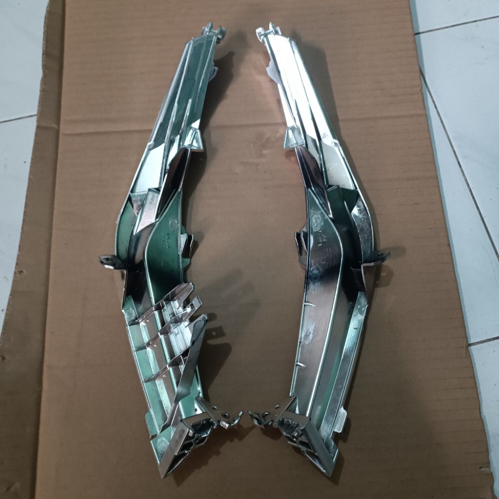 reflektor chrome alis sein tanpa mika depan honda vario 125 150 2018-2023 cabutan motor original