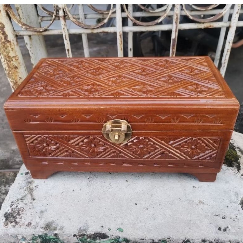 (COD) [25x13x12] Kotak Perhiasan Kayu Ukir Kayu Jati bisa Gembok Kotak Mahar tempat perhiasan emas k