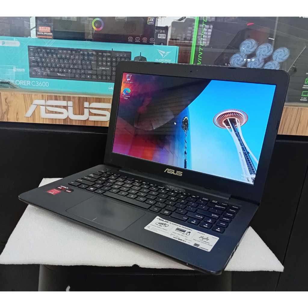 laptop leptop second bekas asus x454y Amd a8-7410 Ram 4gb Hdd 500 gb 14 ic siap pakai