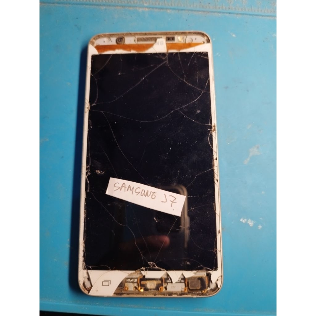 samsung j7 matot
