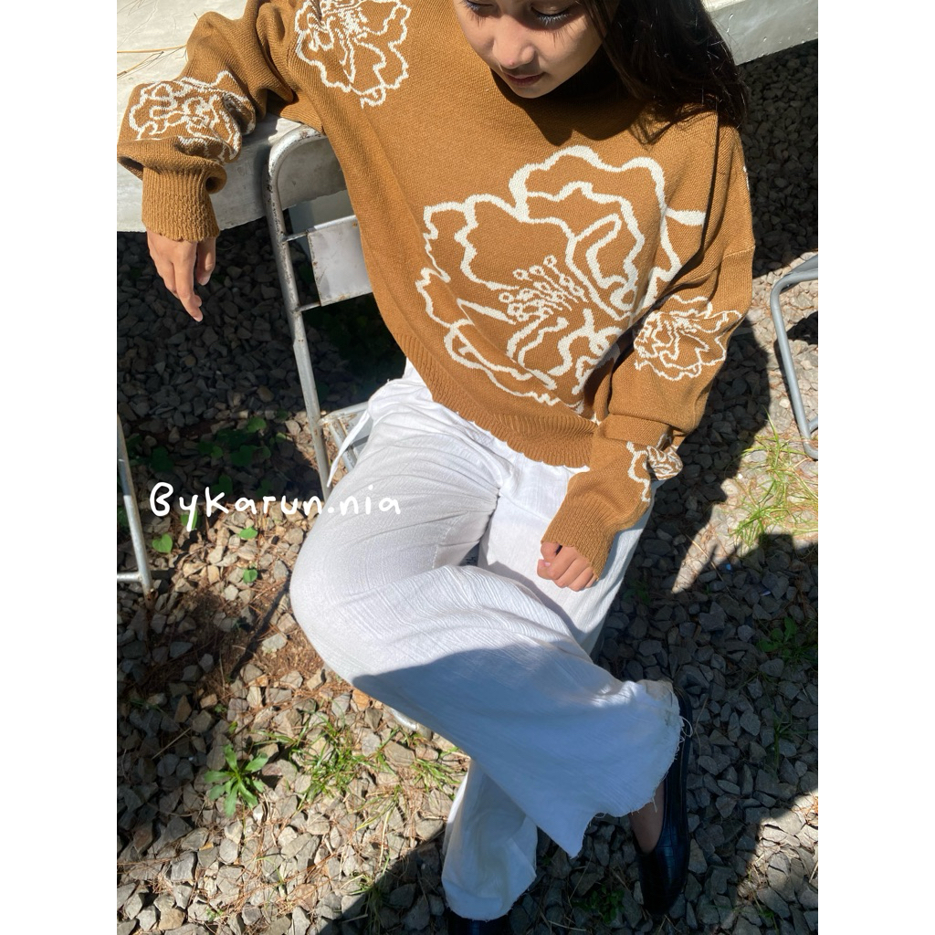 Crewneck Sweater Rajut Wanita Premium motif Hibicus Mawar Stylish dan Modis