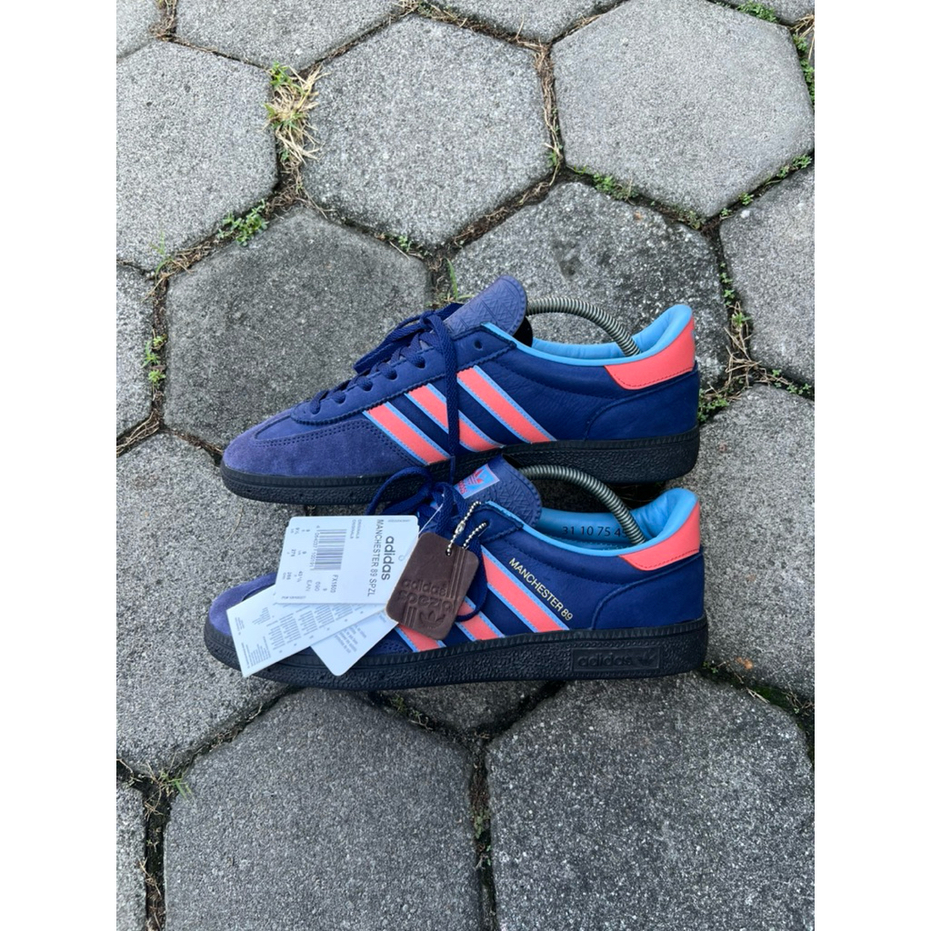 Manchester89