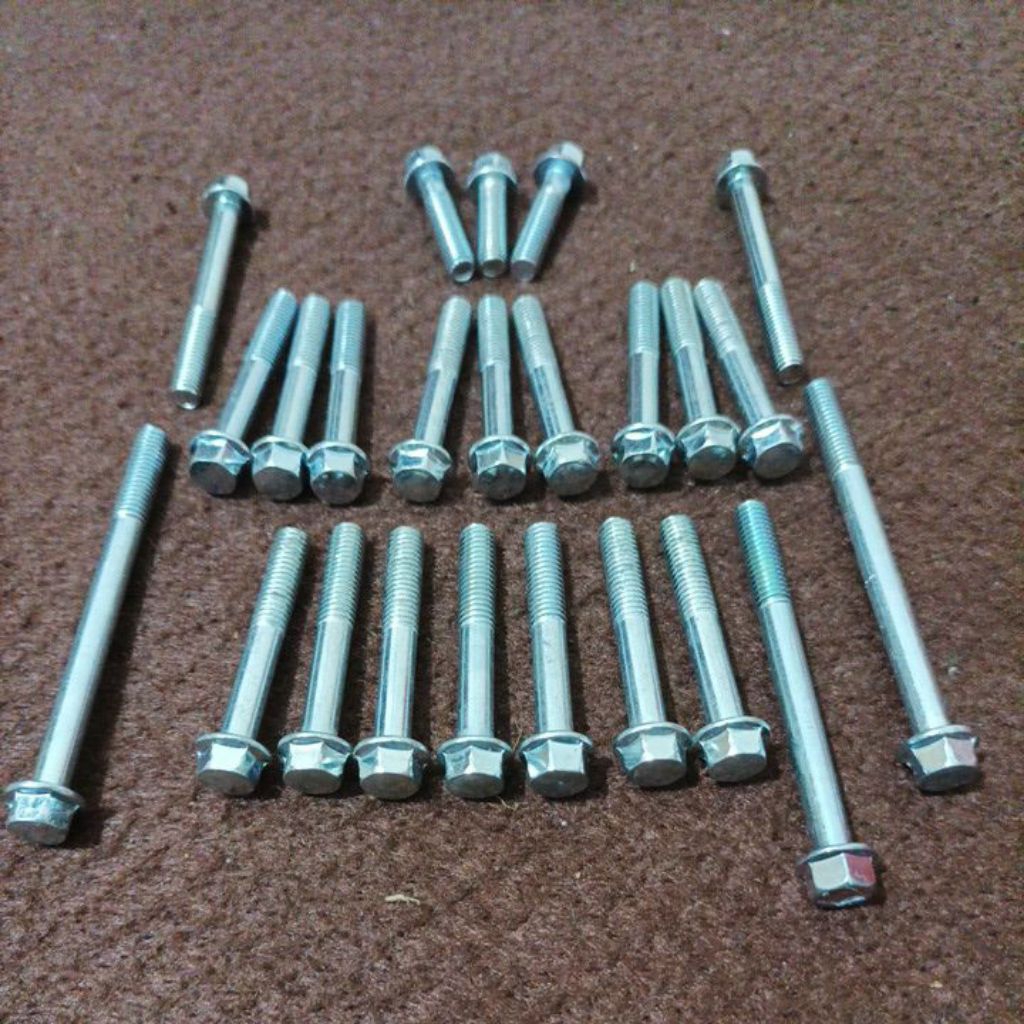 Baut Bak Mesin Set Tiger