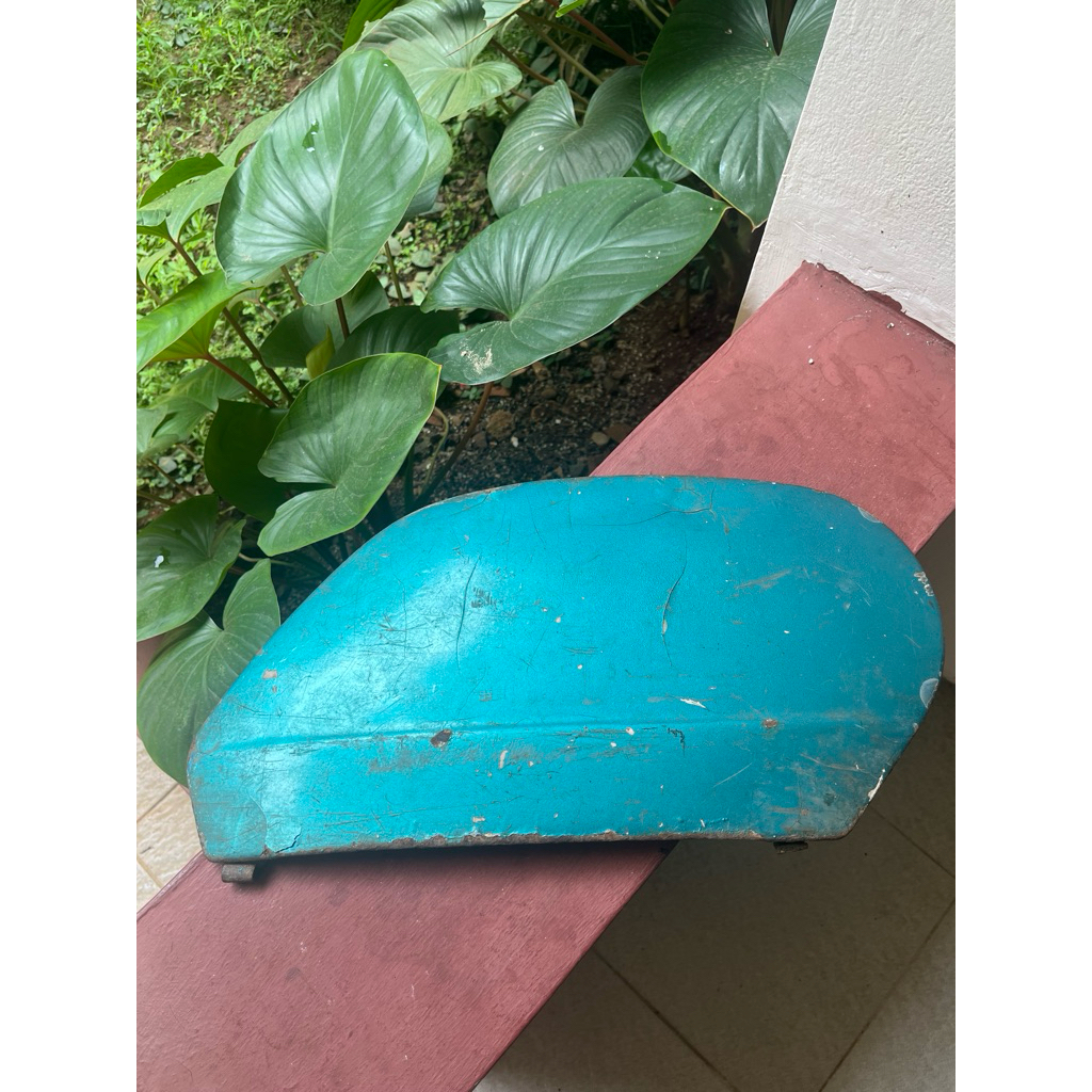 Tepong Kanan Mesin Vespa Corsa Original