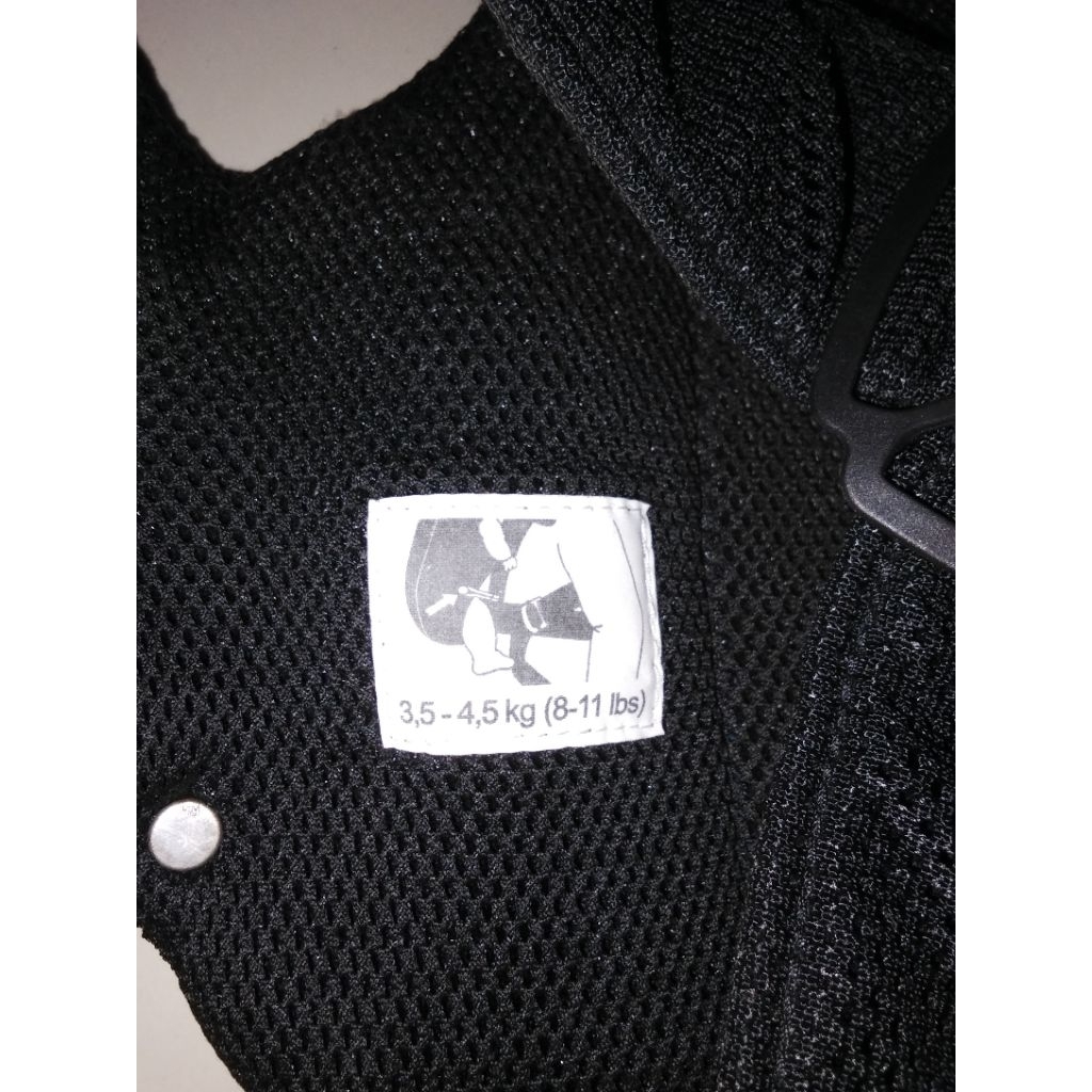 Preloved Baby Bjorn original mesh carrier