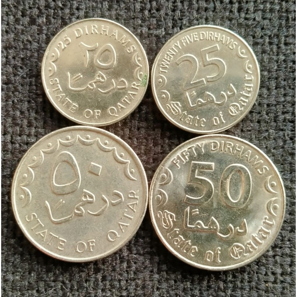 Set koin Qatar 4 keping berbeda variasi 25 dan 50 dirham