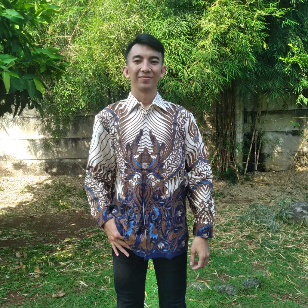 Kemeja Batik Pria Danar Hadi Solo