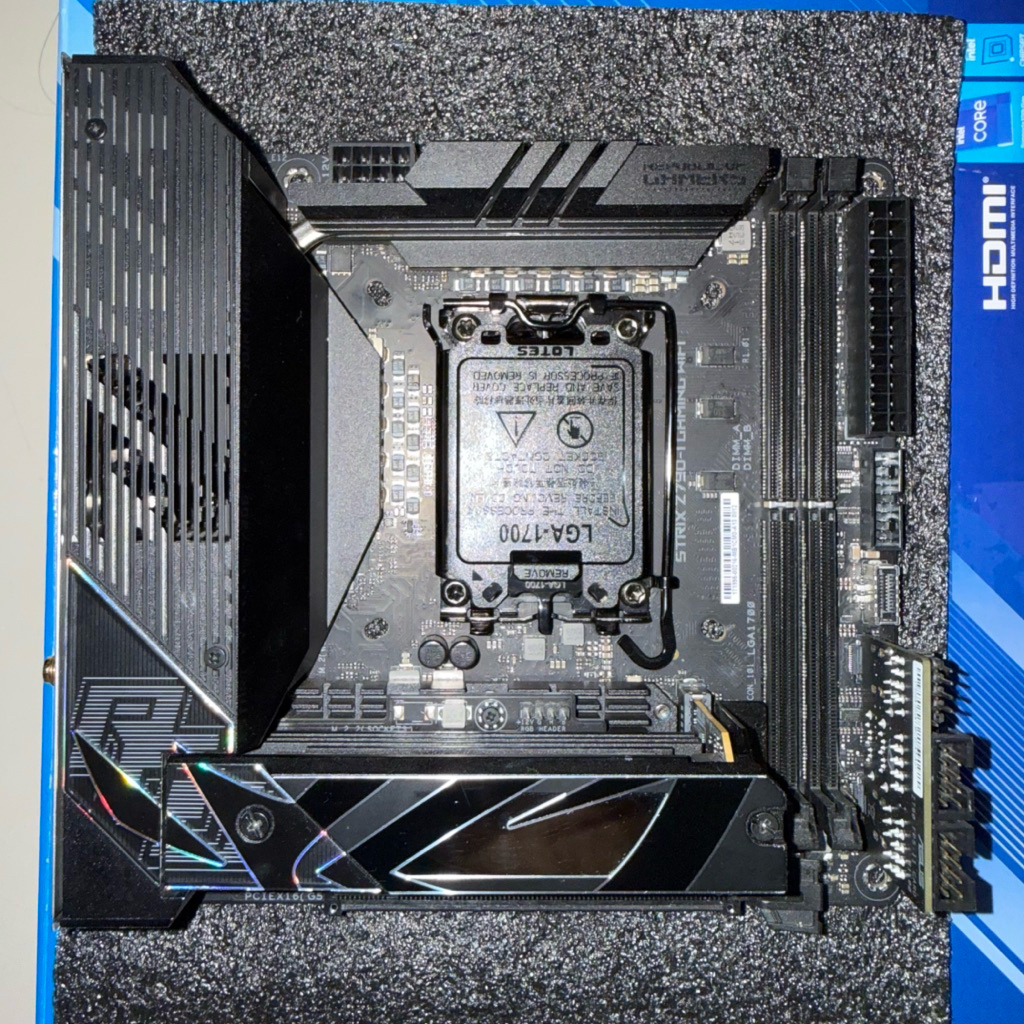 Asus ROG Strix Z790-i Gaming WiFi socket lga1700 - Asus ROG Strix Z790i Gaming WiFi Socket LGA 1700 