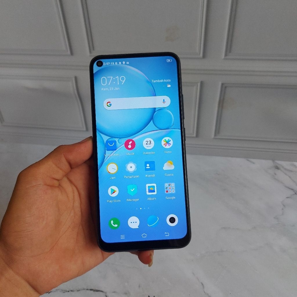 VIVO Y50  Ram 8GB Internal 128GB,second
