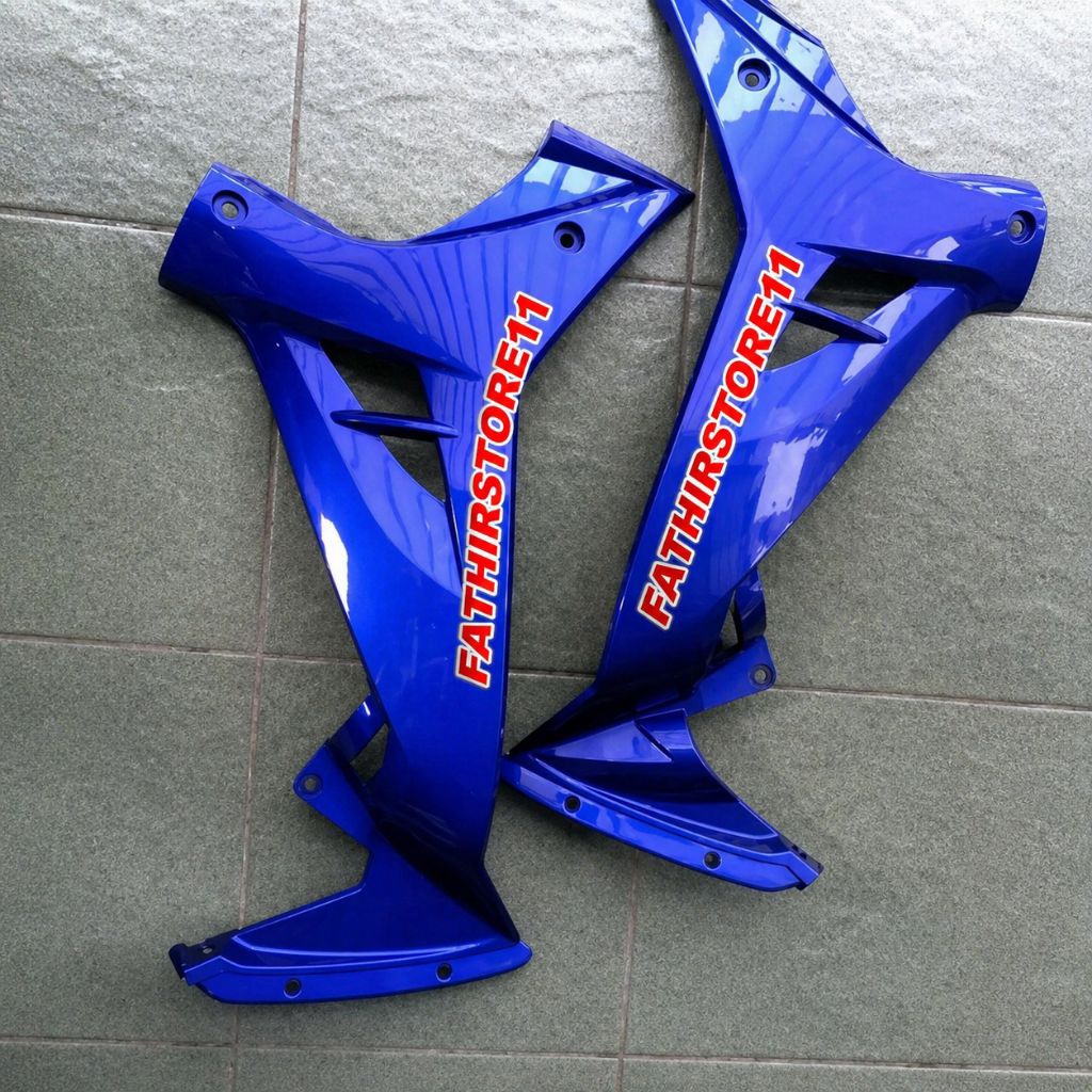 sayap dalam Jupiter Z lama/ Jupiter Z burhan, warna biru