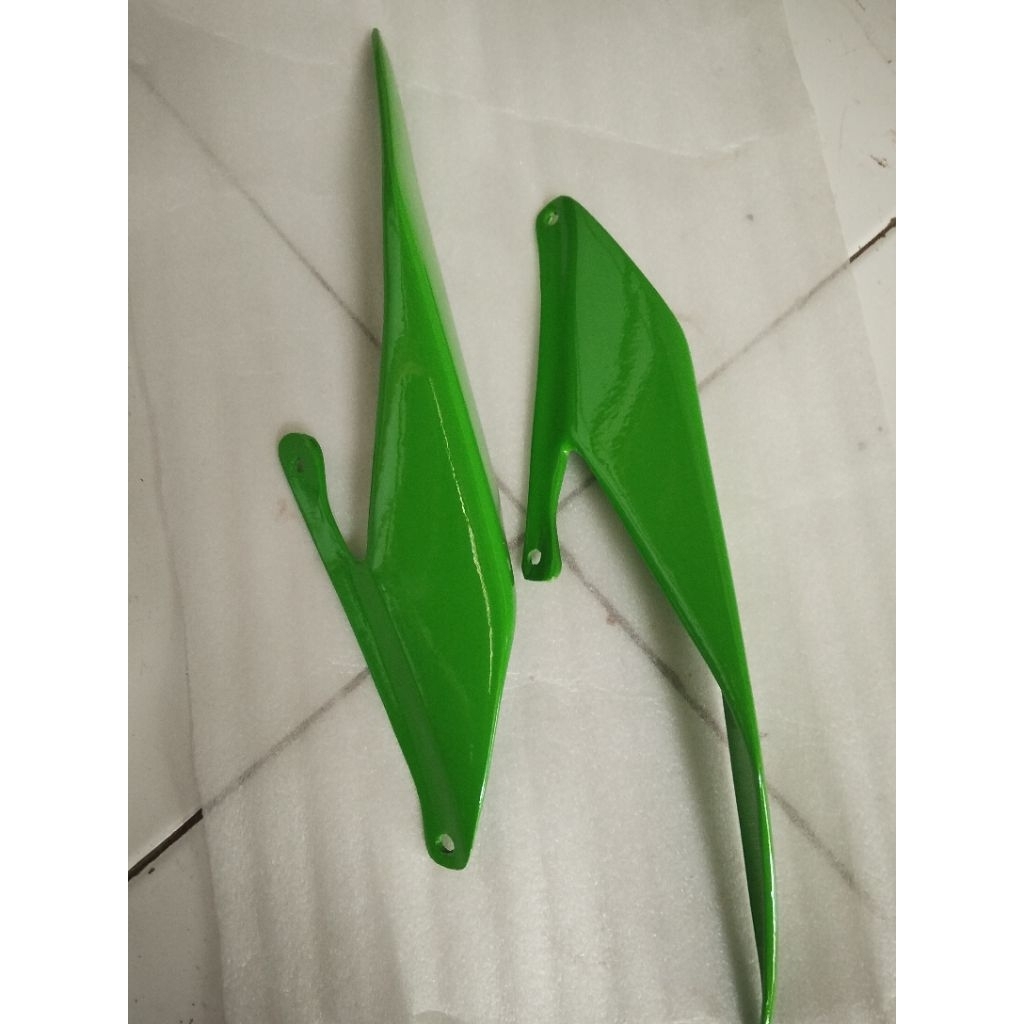wingtel zx25r/zx25rr,winglet samping samping body ZX25R/ZX25RR