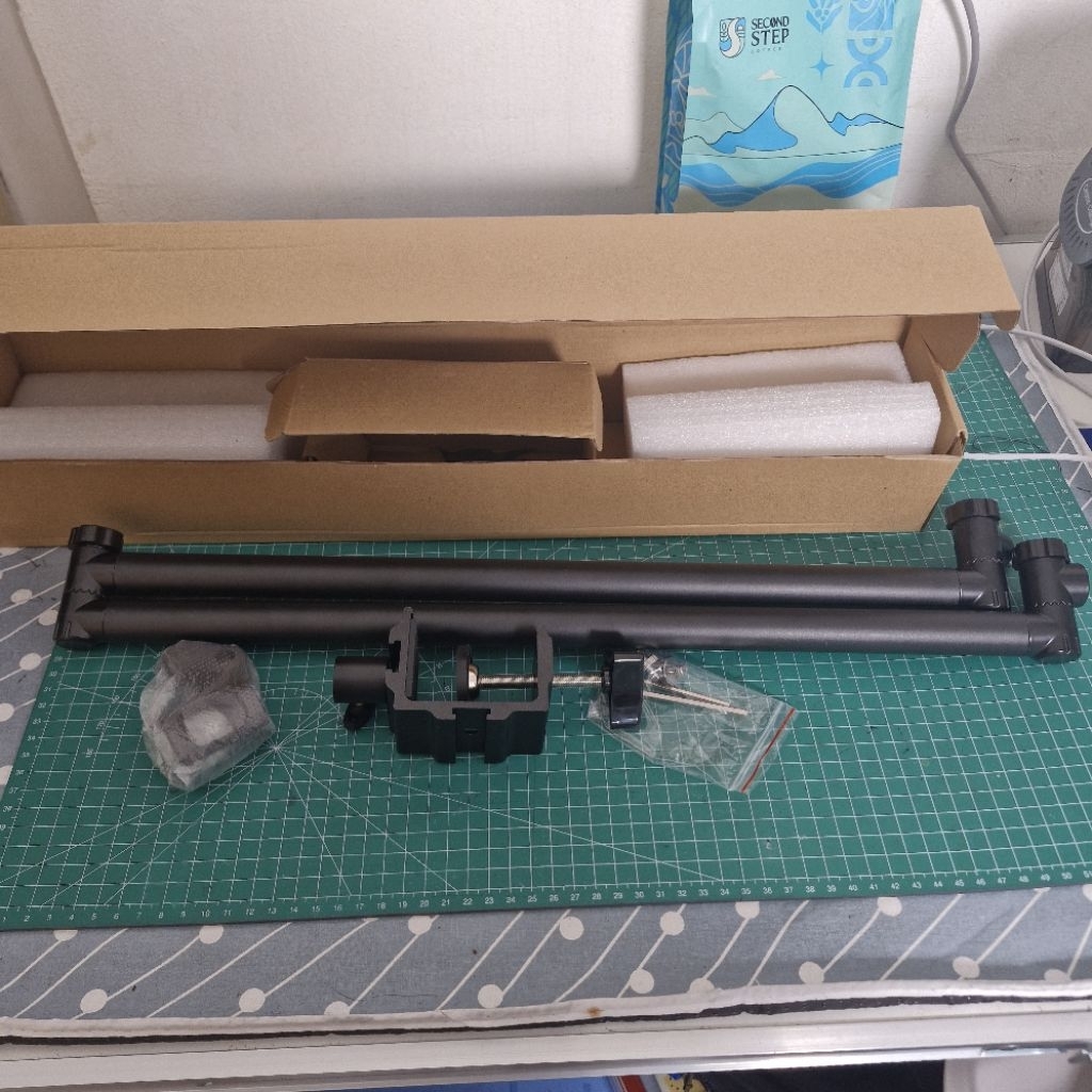 Tripod Boom Arm Meja Costa CB - A2 Bekas