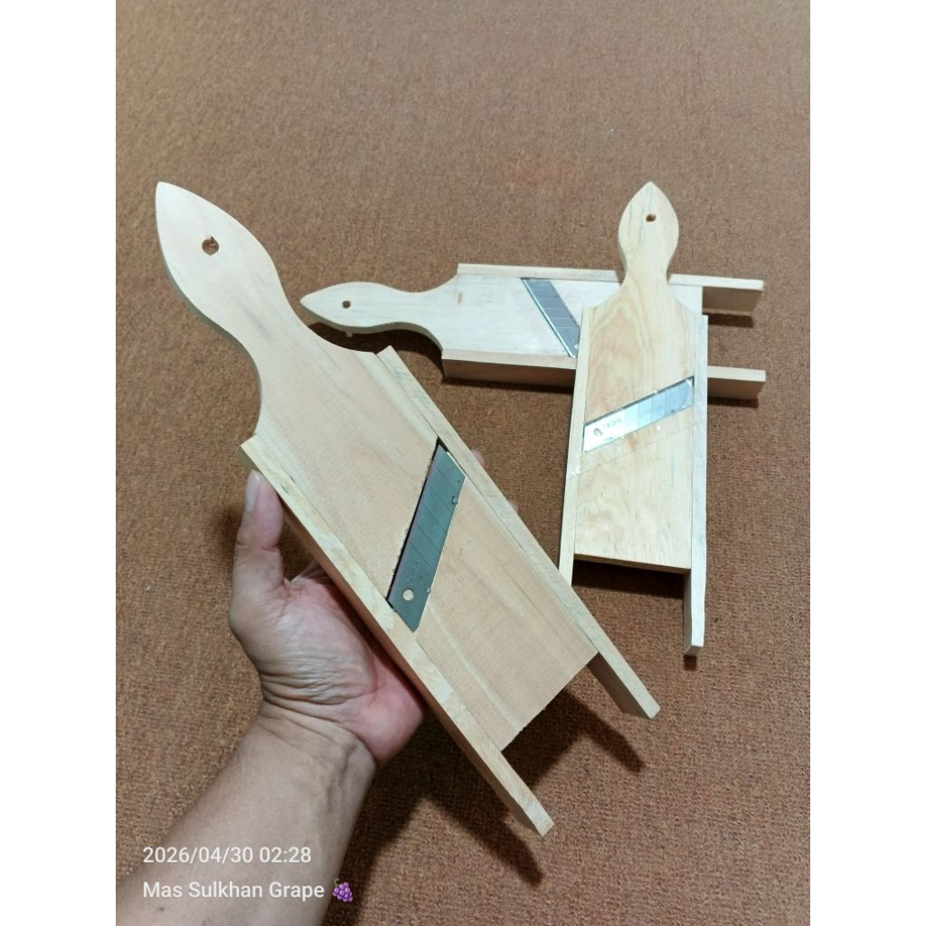 PARUTAN KERIPIK SINGKONG KAYU / PASAH CRIPING TELA , PASAH KENTANG / PARUTAN KERIPIK KENTANG