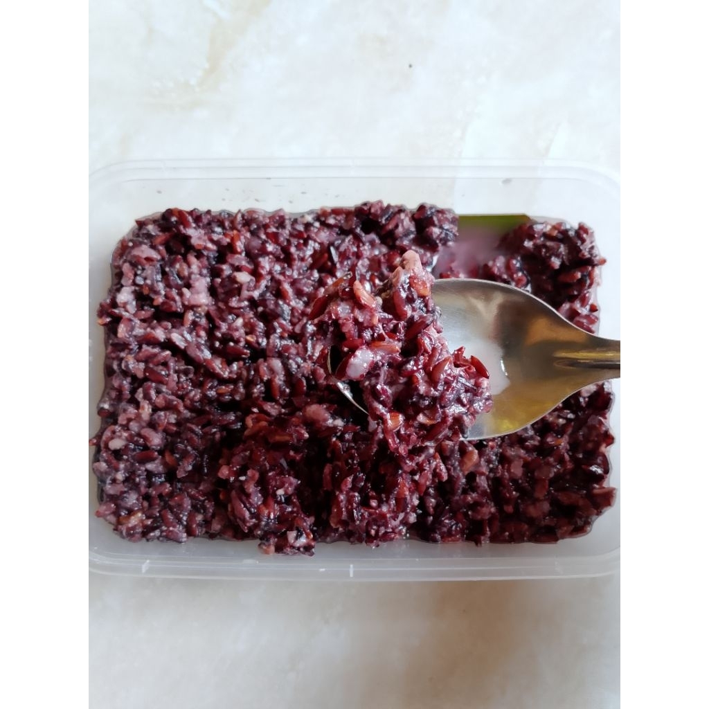 Tape Ketan Hitam Manis Ber Air 1kg