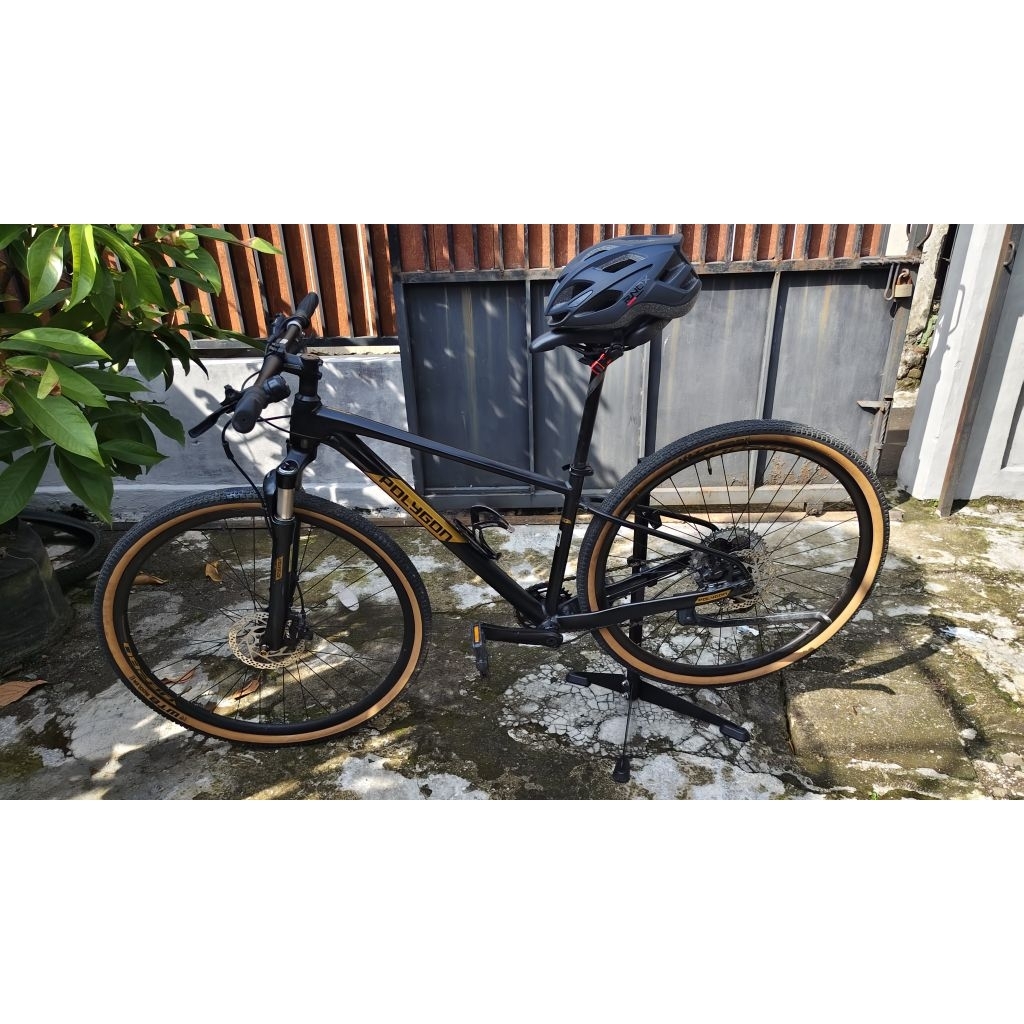Polygon Heist x7 Fullbike orian Size S Bonus helm