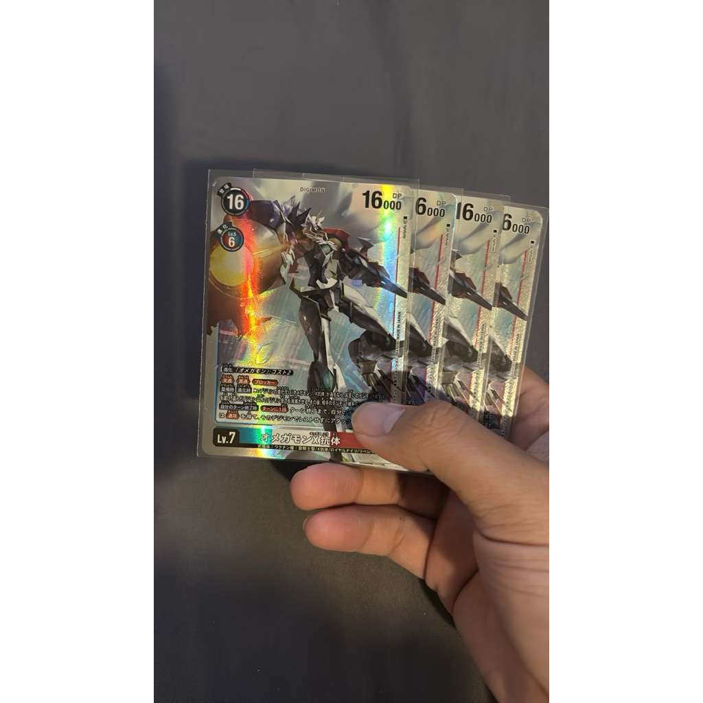 Lelangan kartu digimon 18
