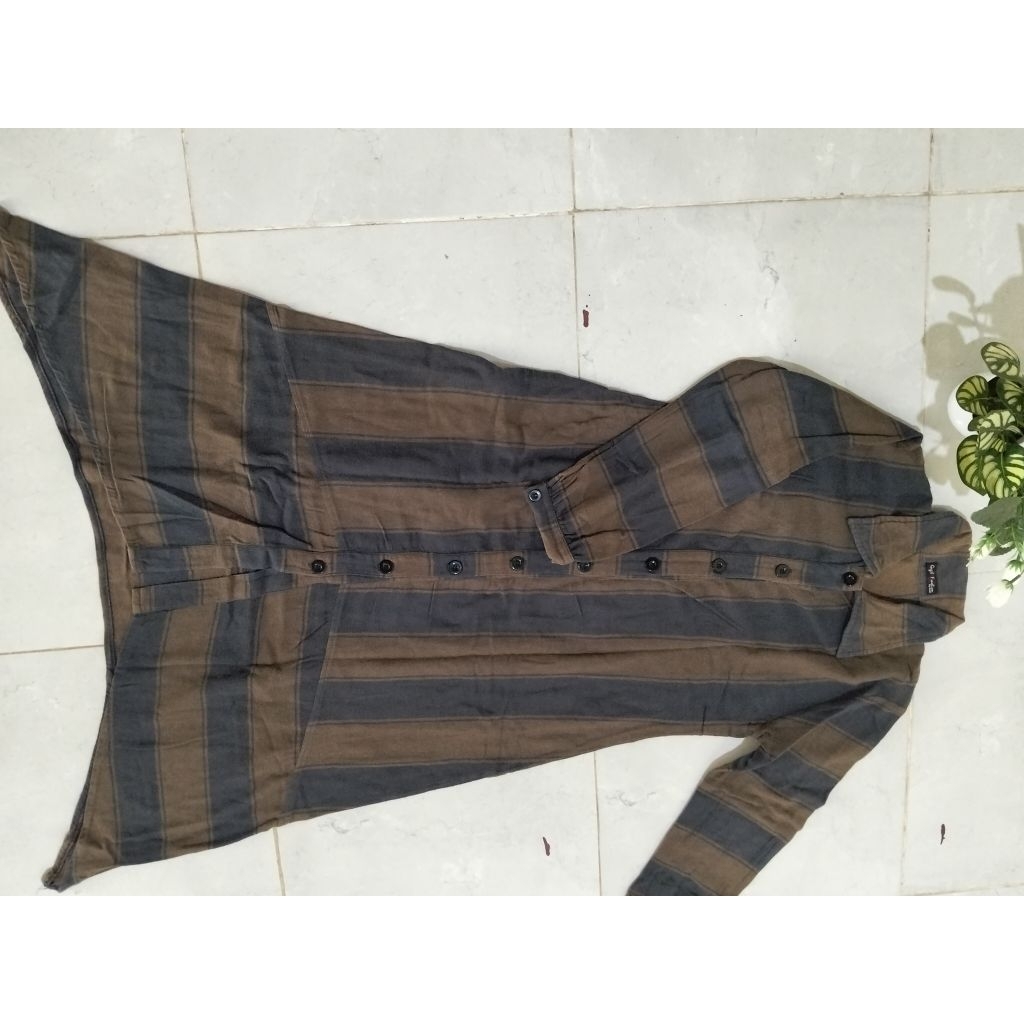 preeloved tunik gagil